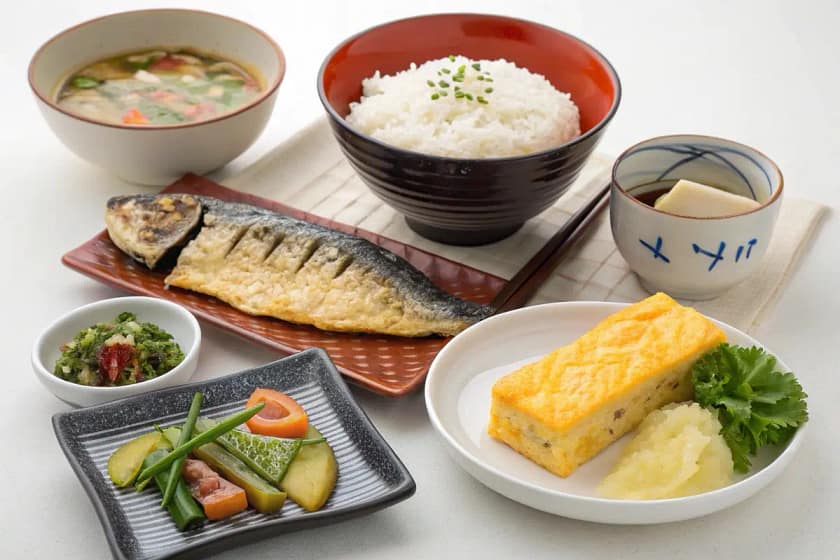 Common Japanese Breakfast Foods. A Complete Overview